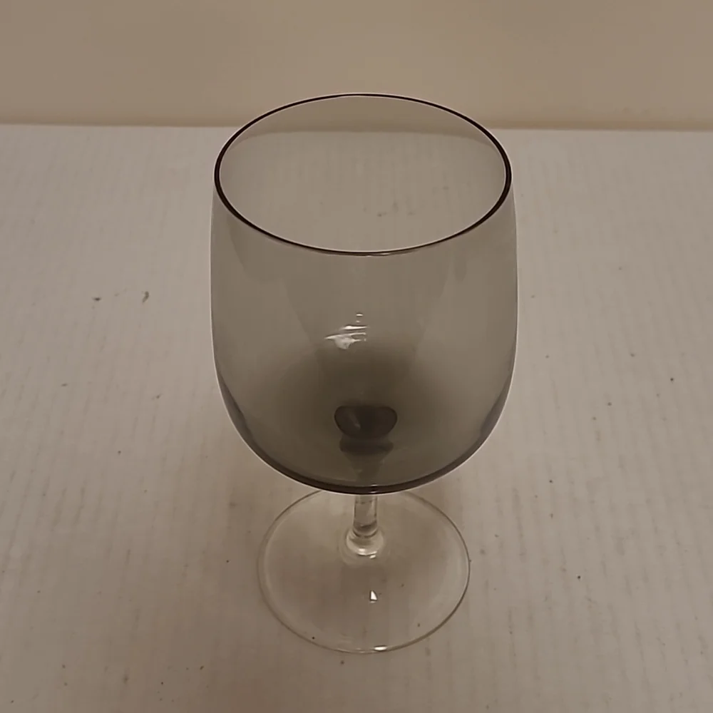 Set of 4 Beautiful Smoke Gray Stemware